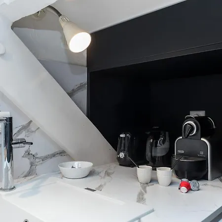 Apartment Charming Flat - Port Nice