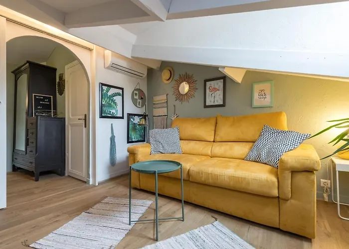Apartment Charming Flat - Port Nizza